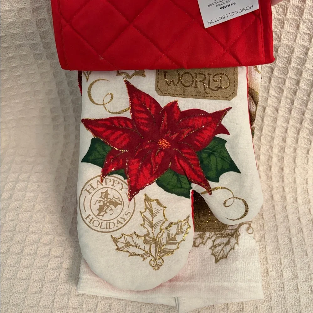 Home Collection Festive Poinsettia 3 Piece Kitchen Set